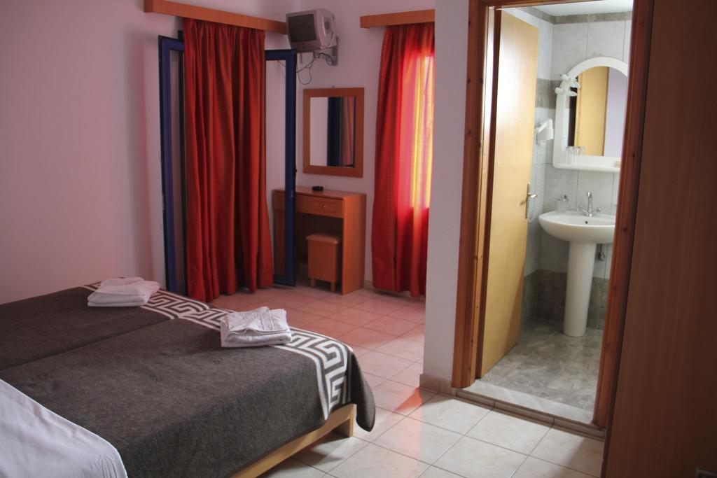 Hotel Stavris คอรา สฟาคิออน ภายนอก รูปภาพ