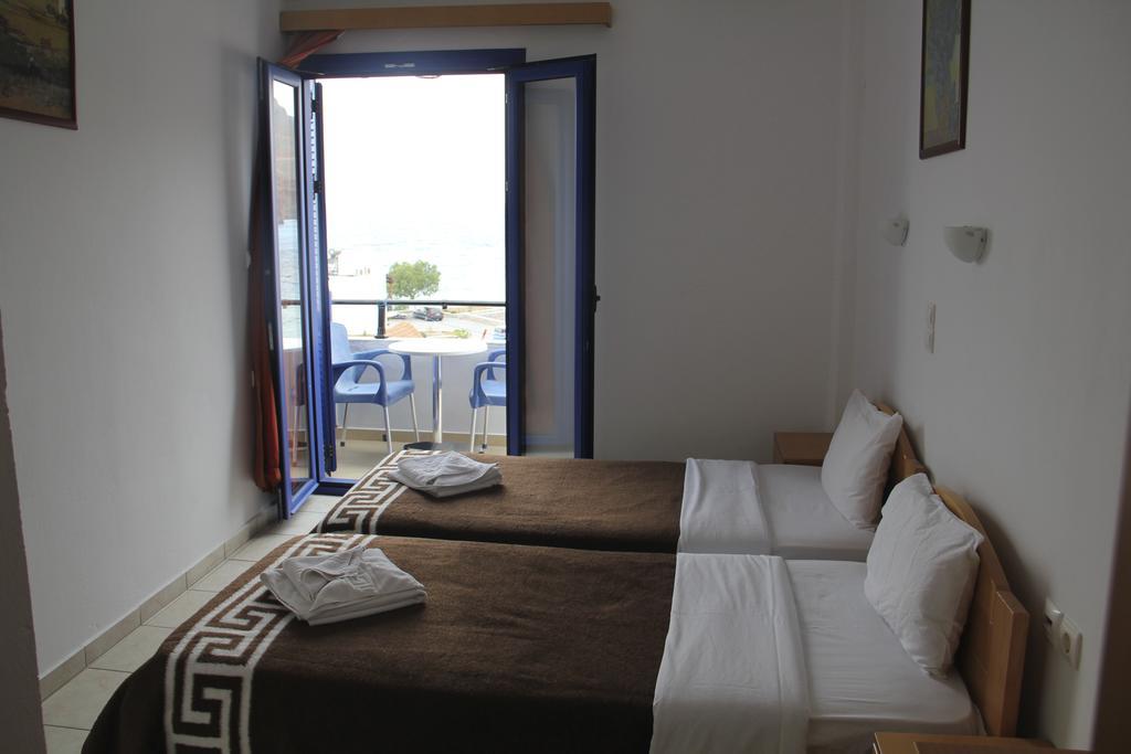 Hotel Stavris คอรา สฟาคิออน ภายนอก รูปภาพ
