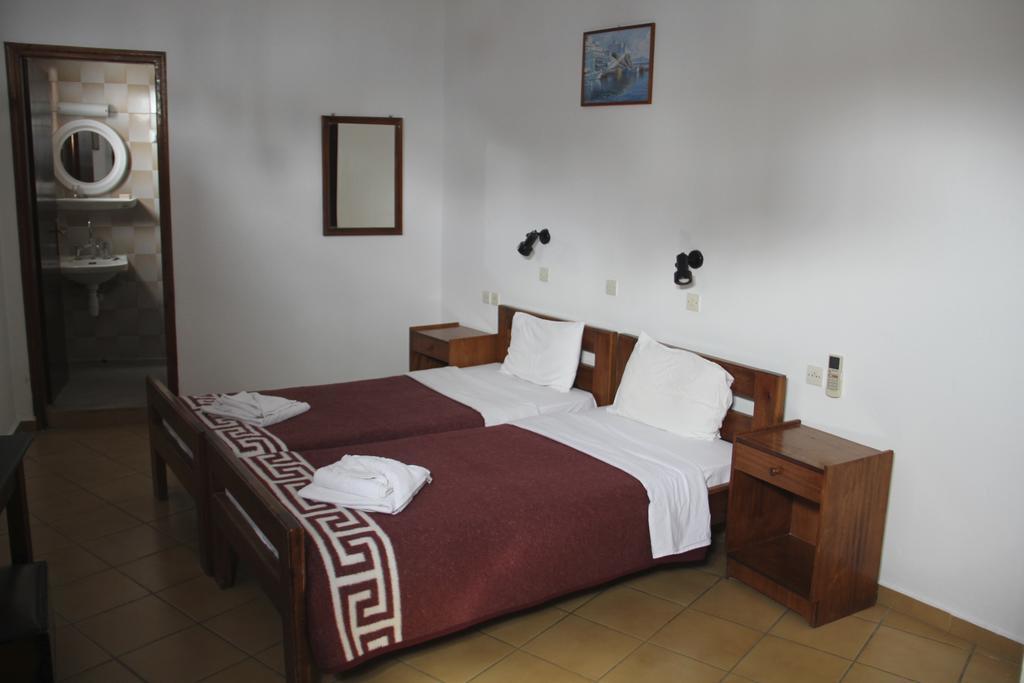 Hotel Stavris คอรา สฟาคิออน ภายนอก รูปภาพ