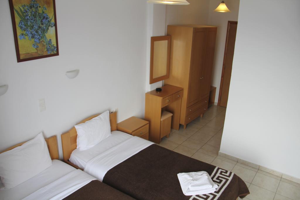 Hotel Stavris คอรา สฟาคิออน ภายนอก รูปภาพ